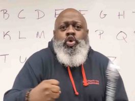 professor ensina alfabeto sim heavy metal