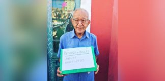idoso de 88 anos dá aulas de inglês grátis no PR