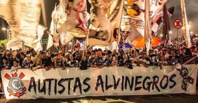 Corinthians acolhe 1ª torcida organizada de autistas do Brasil: ‘Autistas Alvinegros’