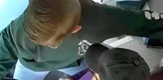 menino assume direção de ônibus escolar após motorista passar mal